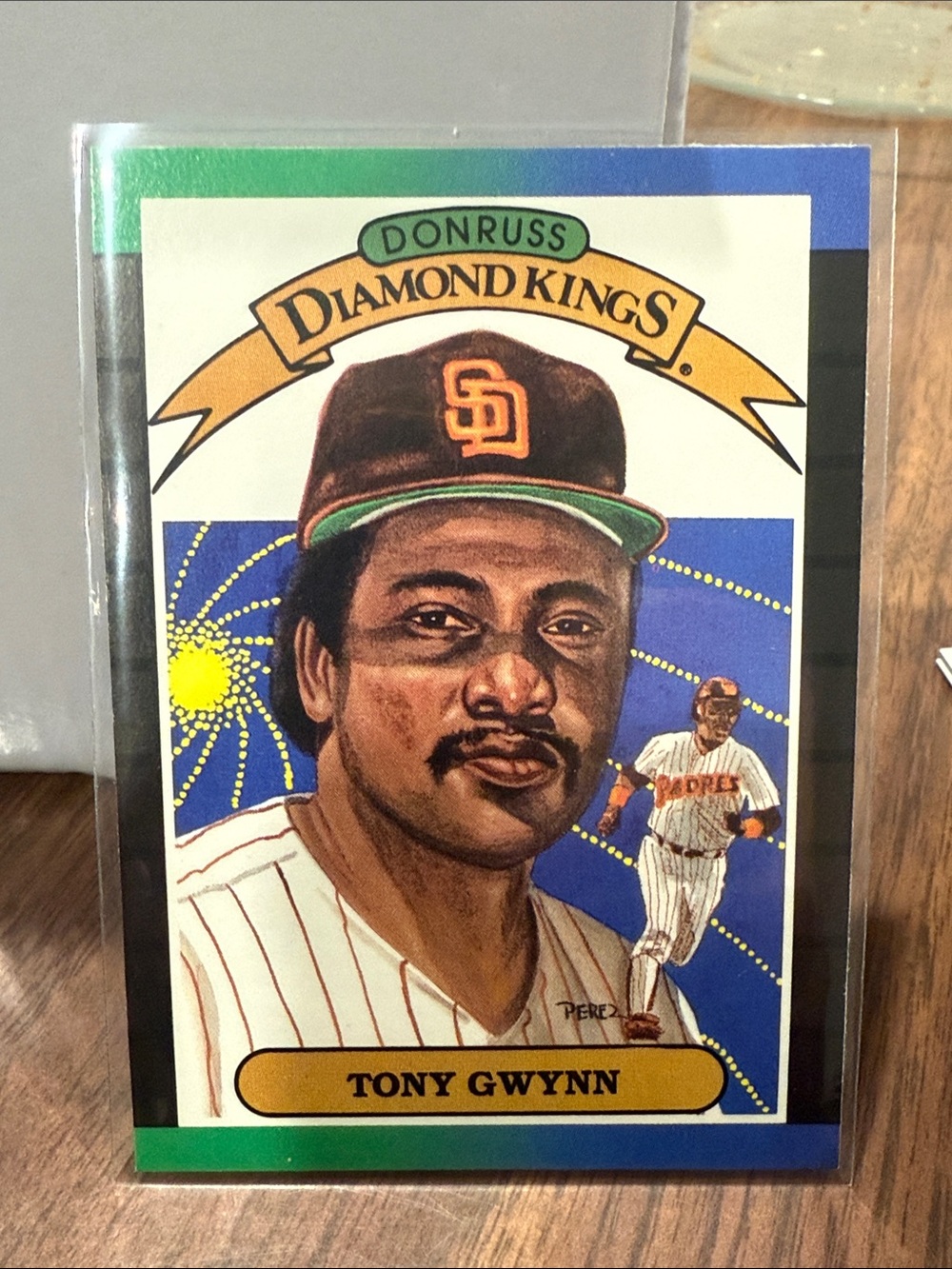 1989 DonRuss Diamond Kings Tony Gwynn Card - Blue & Green Accents